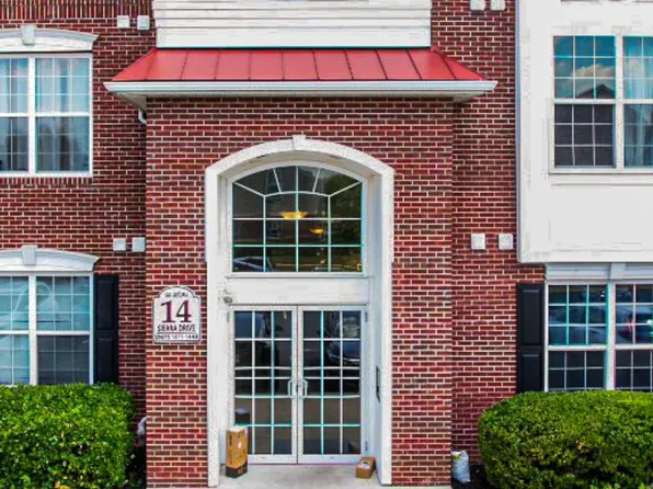 1413 Sierra Dr, Hamilton, NJ 08619