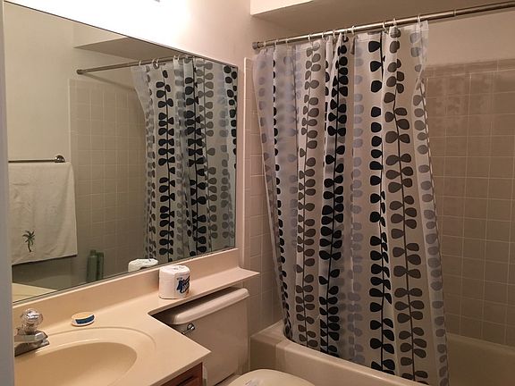 2nd Bathroom