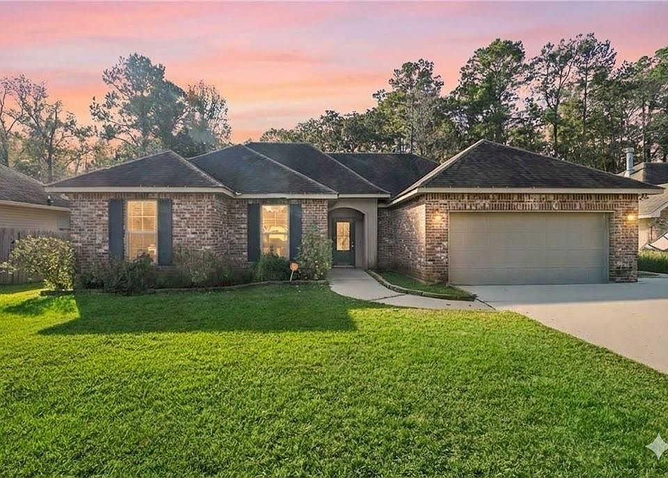 1st image of 27366 Deborah Dr