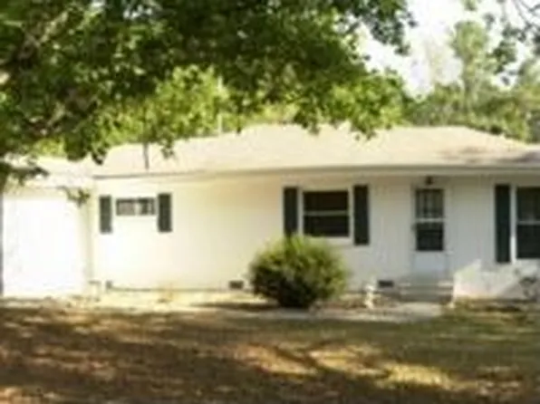 2322 3rd St NW, Cleveland, TN 37311