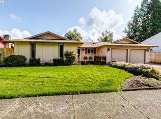 637 64th St, Springfield, OR 97478