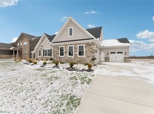 36446 W Shore Pkwy, North Ridgeville, OH 44039