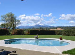 6770 Amber Ridge Dr, Anderson, CA 96007