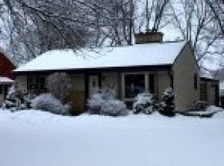 11202 W Wisconsin Ave, Wauwatosa, WI 53226