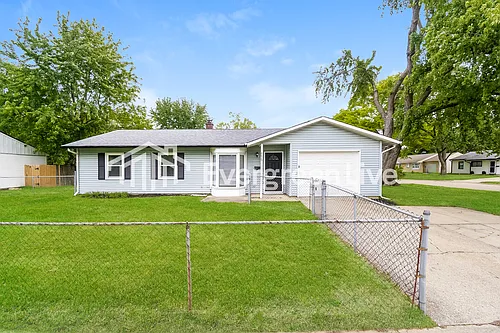 8820 Roy Rd Photo 1
