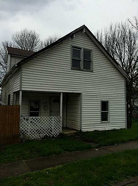 1st image of 225 Oak Ave