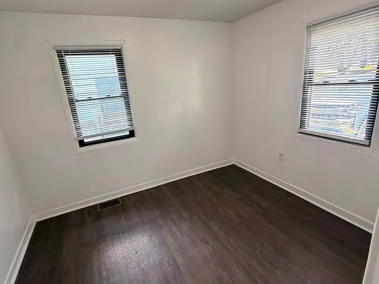 3206 S Temple Ave — Photo 6