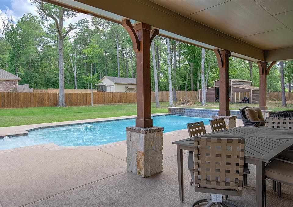 1st image of 28506 Redwood Cliff Ln