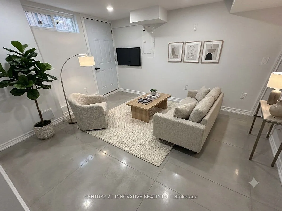 2 bed, $2,100 — Photo 3
