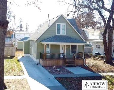1111 Peach St, Lincoln, NE, 68502