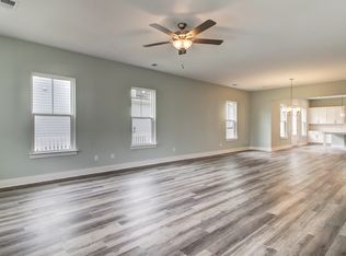 2008 Codorus Ln, Hanahan, SC 29410