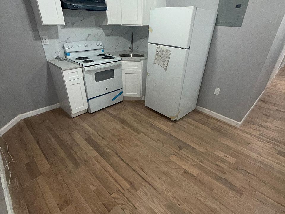 1st image of 1720 Bussing Ave #1