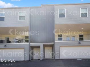 1514 S Razorback Rd, Fayetteville, AR 72701