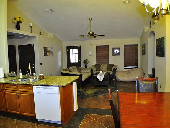 5th image of 8492 Randall Dr
