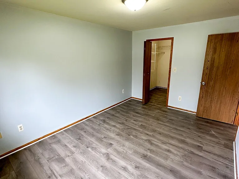 1687 S Riverside Ave #8 — Photo 13