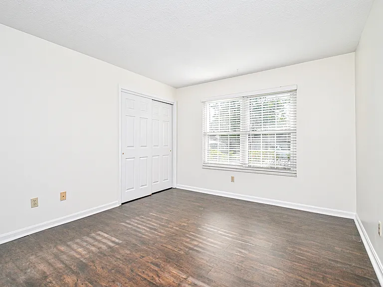 3021 Stratford Ct #1 — Photo 23