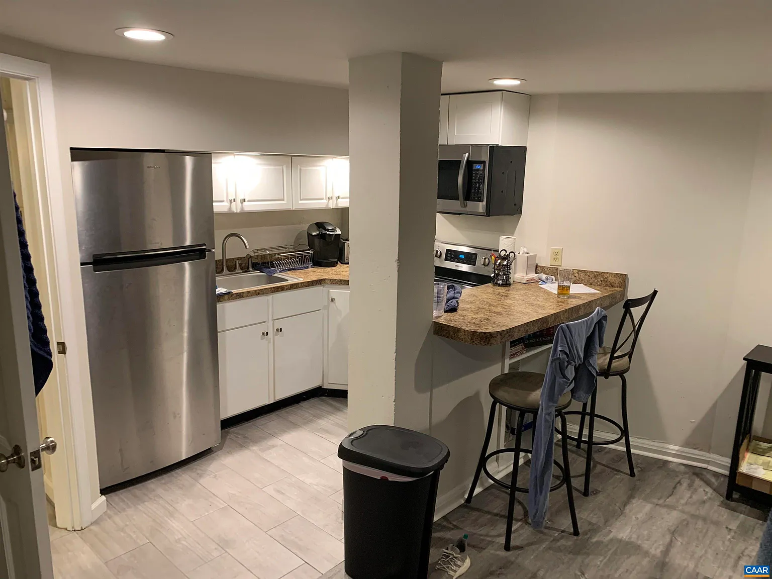 1 bed, 1.0 bath, 500 sqft, $1,300 — Photo 3