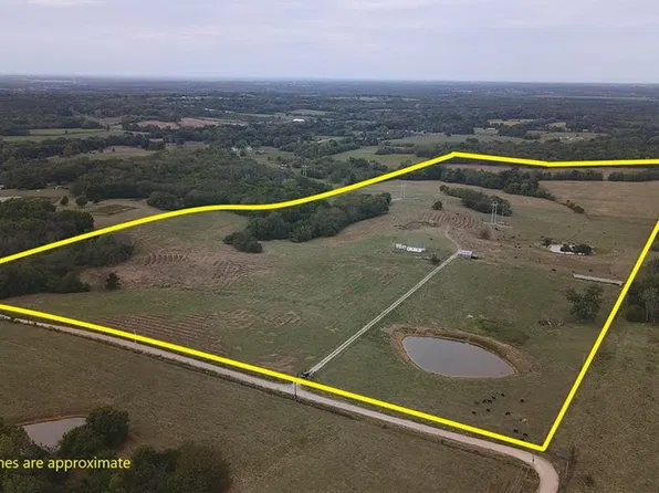11782 NE County Road 13004 Rd, Urich, MO 64788