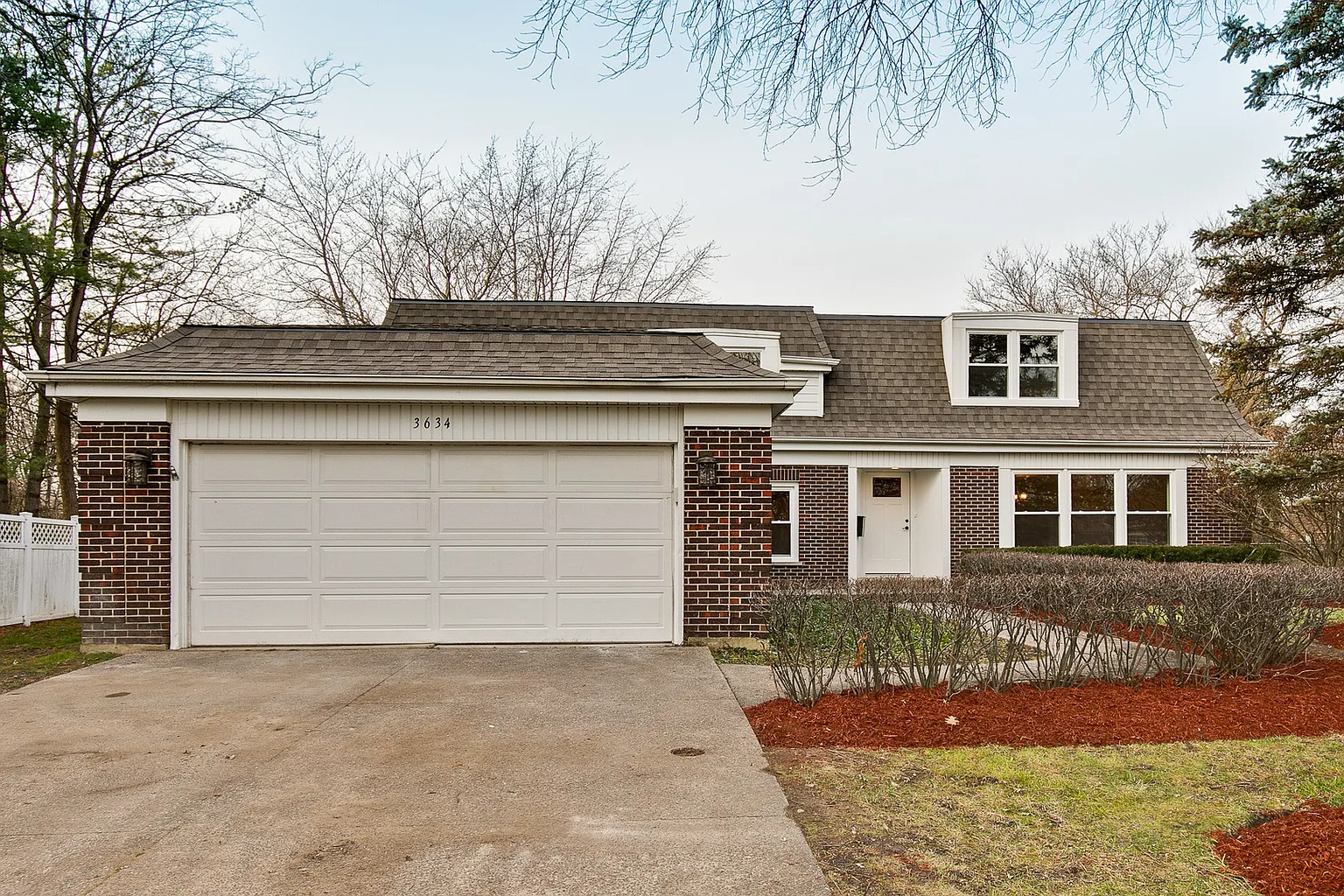 3634 Maple Leaf Dr photo 1