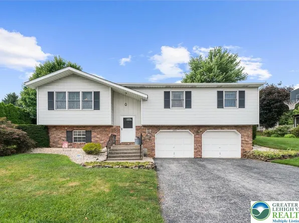3309 Center St, Whitehall, PA 18052