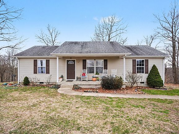 2nd image of 2490 Monte Murrey Rd