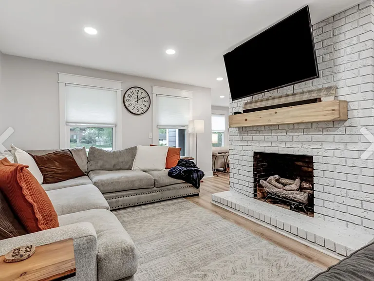 1430 Haynes Dr — Photo 7