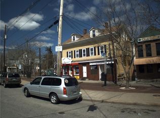 385 Admiral St, Providence, RI 02908