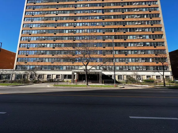 6030 N Sheridan Rd APT 1108, Chicago, IL 60660