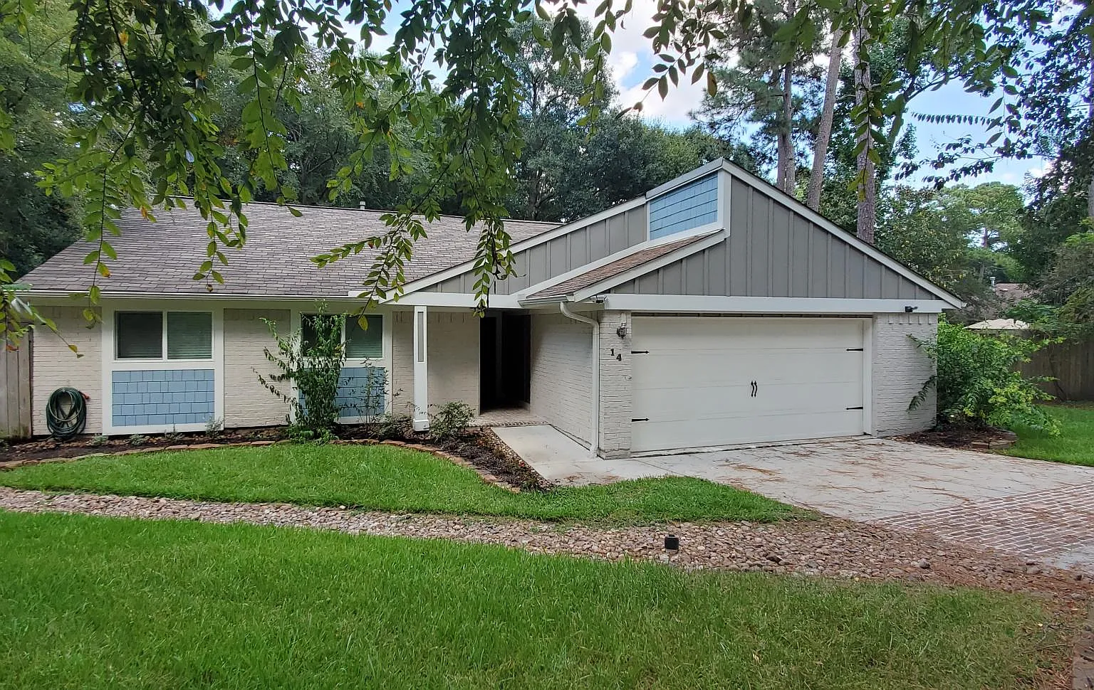 3 bed, 1736 sqft, $2,400 — Photo 1
