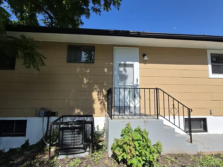 10078 Green Valley Dr — Photo 10