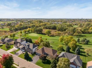656 Heron Ave N, Oakdale, MN 55128