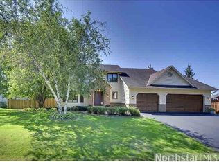 8009 W 97th St, Minneapolis, MN 55438