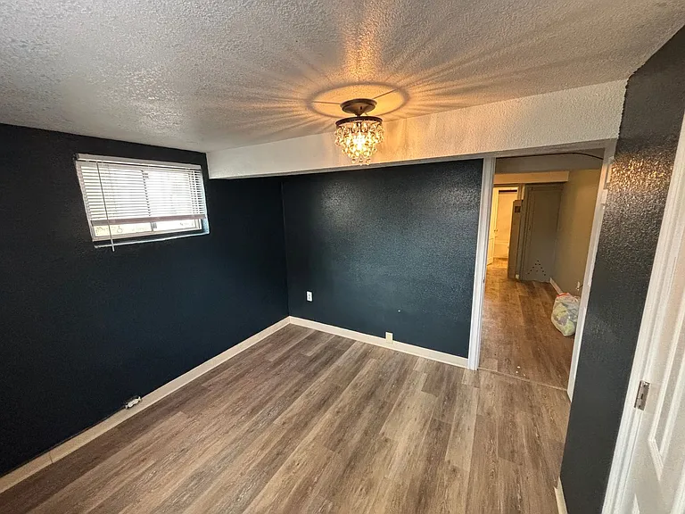 412 S 10th St #2 — Photo 9
