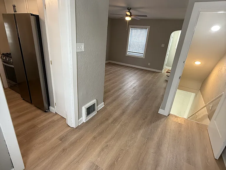 8212 Meadow Ln — Photo 3