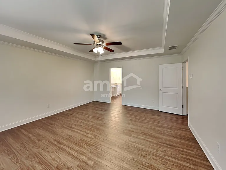 2467 Napa Valley Dr — Photo 12