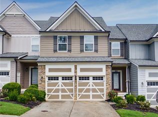 219 Stone Park Dr, Woodstock, GA 30188