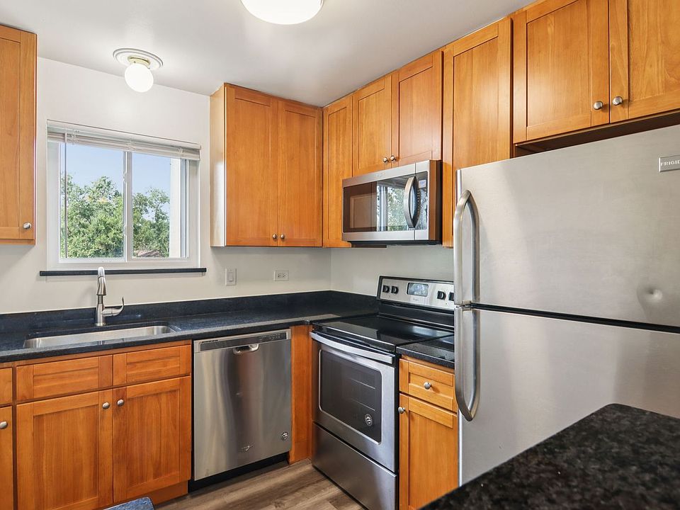 1st image of 906 Joliet Rd #902-10