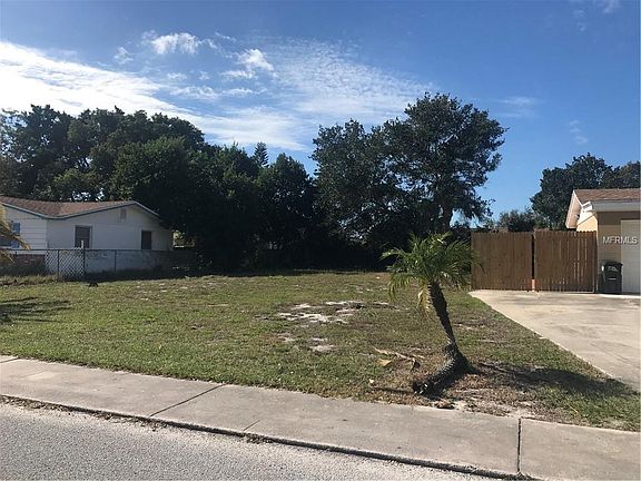 2nd image of 3329 Bainbridge Dr