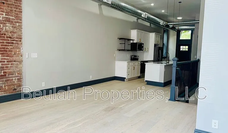 1836-1838 S 10th St #1836 — Photo 12