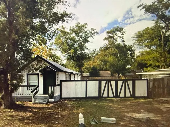 8424 N Highland Ave, Tampa, FL 33604