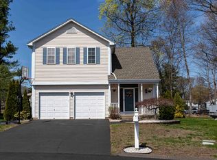 8 Bittersweet Ct, Newington, CT 06111