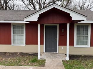 610B Harrison St, Commerce, TX 75428