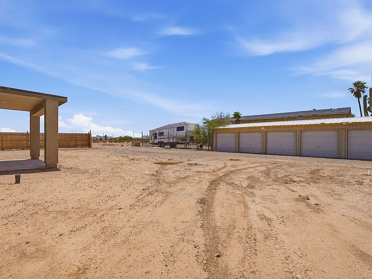 15610 S Moon Valley Rd — Photo 33