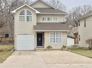 1435 5th St, La Salle, IL 61301