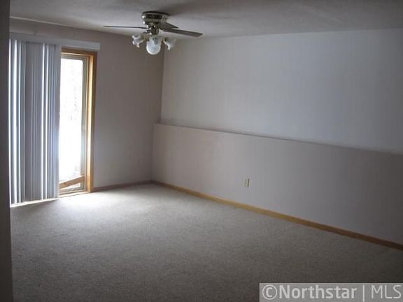 3rd image of 41002 Fahrion Ave