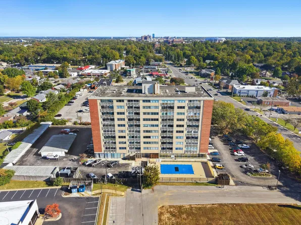 2121 Nicholasville Rd APT 804, Lexington, KY 40503