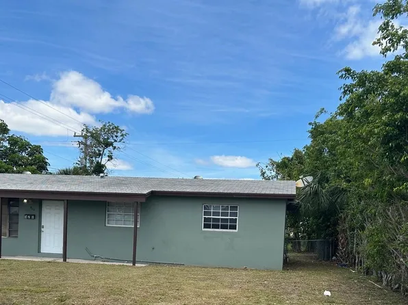 520 W 28 Street, Riviera Beach, FL 33404