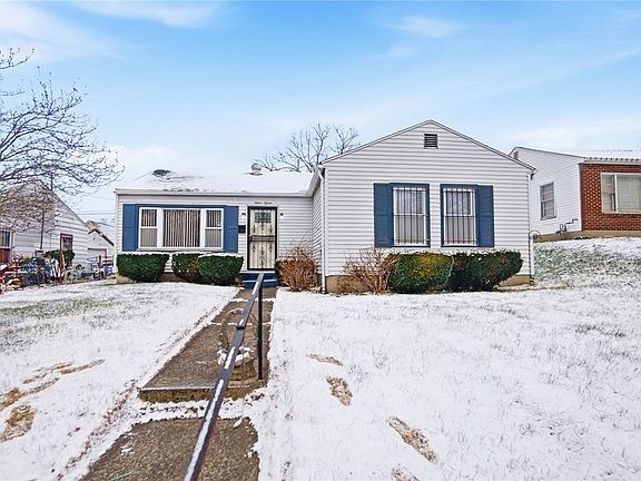 3rd image of 1215 Philadelphia Dr