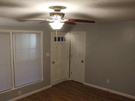 5th image of 7718 Mackie Ln