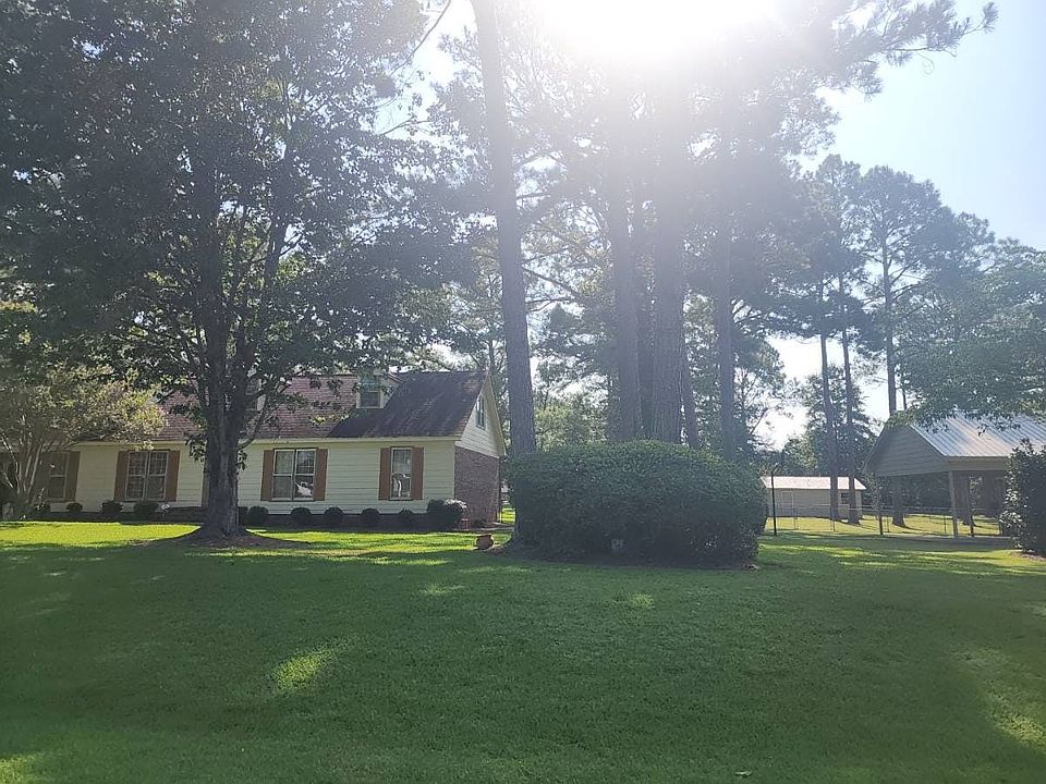 2nd image of 4511 Chateau Dr